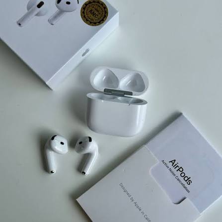 AirPods 4